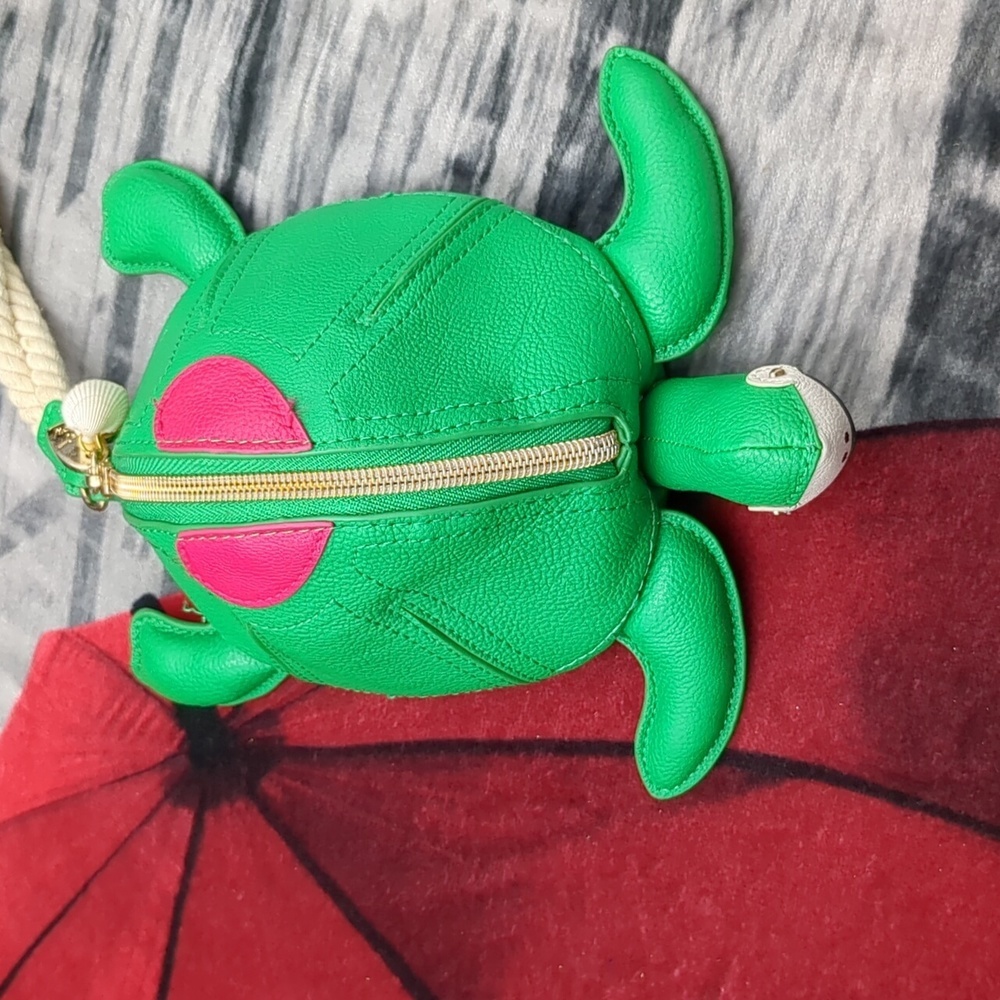 COPY - Betsey Johnson turtle purse